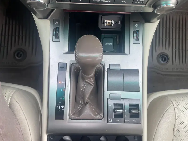 2016 Lexus GX 460 photo 47