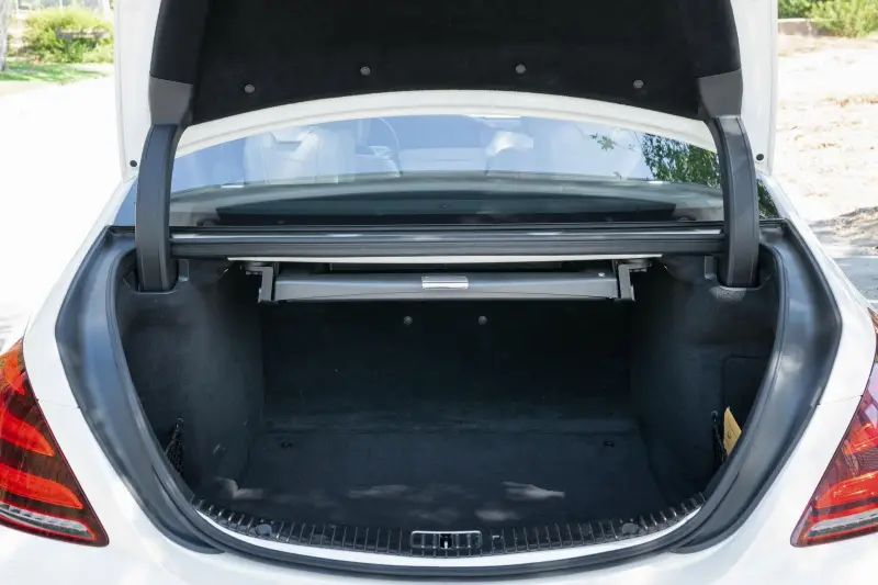 2018 Mercedes-Benz S560 photo 11