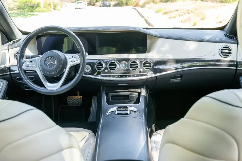 2018 Mercedes-Benz S560 photo 22