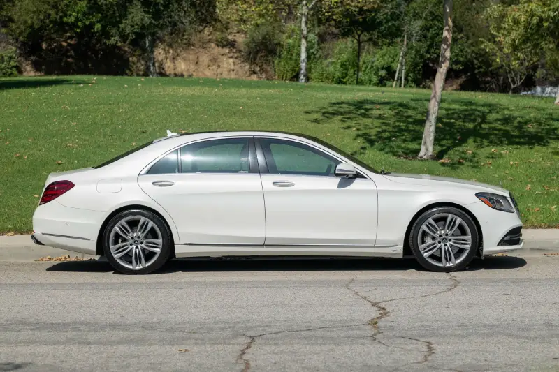 2018 Mercedes-Benz S560 photo 3