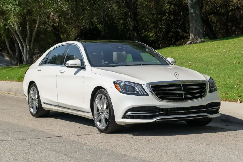 2018 Mercedes-Benz S560 photo 2