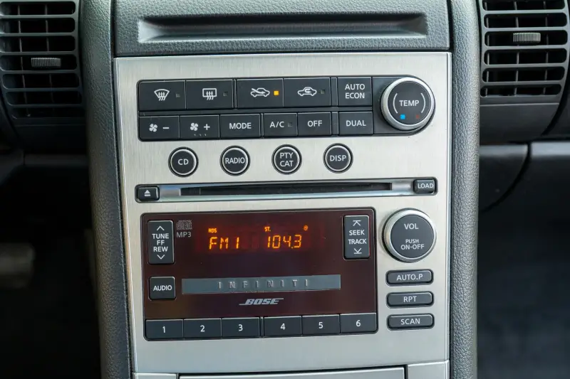 2006 Infiniti G35 photo 40